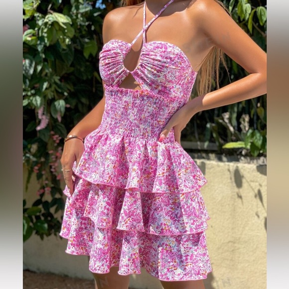 Ditsy Floral Print Shirred Crisscross Back - Picture 6 of 14